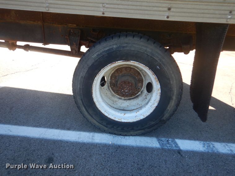 image for item JG9169 1987 GMC 7000  box truck