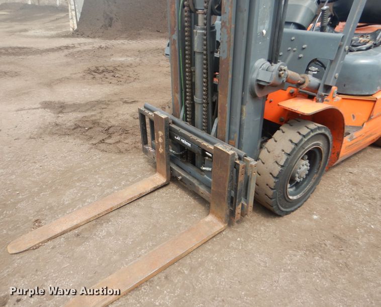 image for item JI9412 Heil FG50  forklift