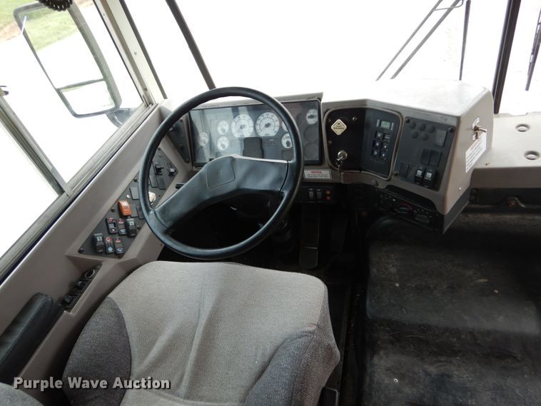 image for item JI9510 2010 IC  school bus