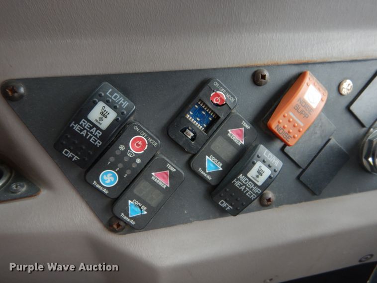 image for item JI9510 2010 IC  school bus