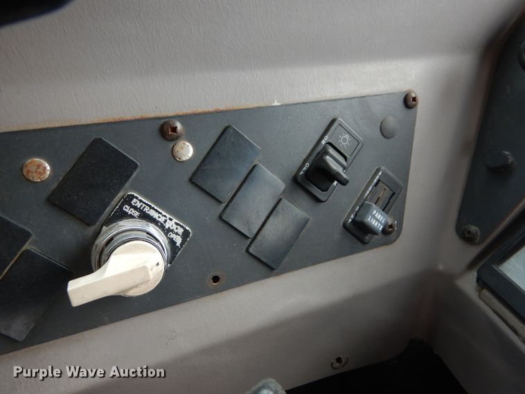 image for item JI9510 2010 IC  school bus