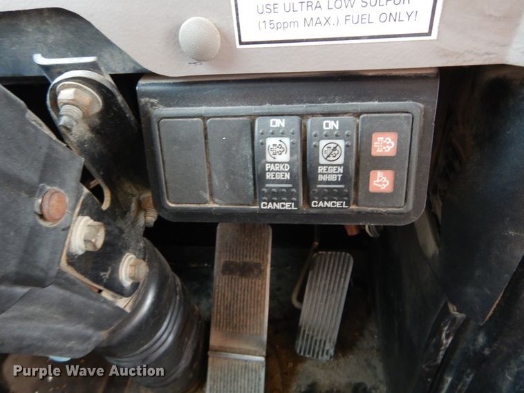 image for item JI9510 2010 IC  school bus