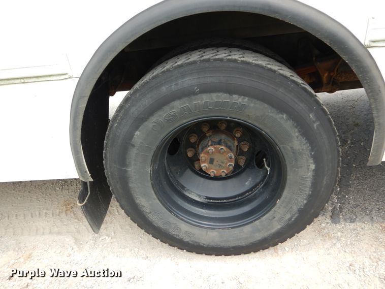 image for item JI9510 2010 IC  school bus