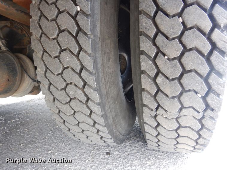 image for item JI9510 2010 IC  school bus