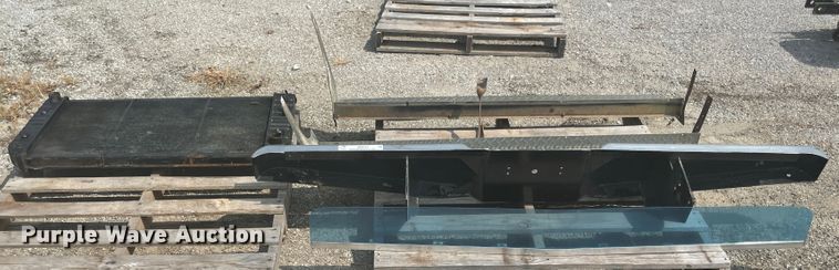 image for item JQ9643 Truck parts