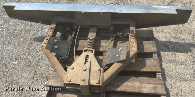 image for item JQ9644 6'W bumper