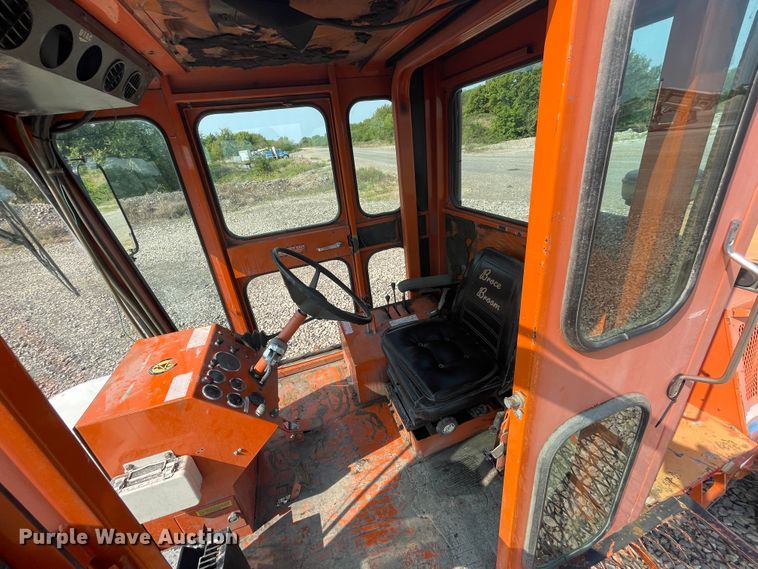 image for item JQ9661 Broce Broom RC-350  broom