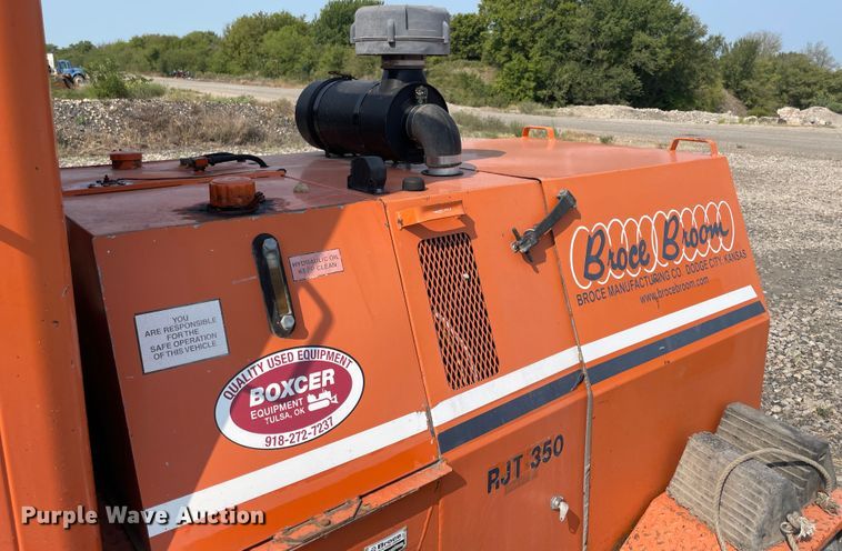 image for item JQ9662 Broce Broom RJT350  broom