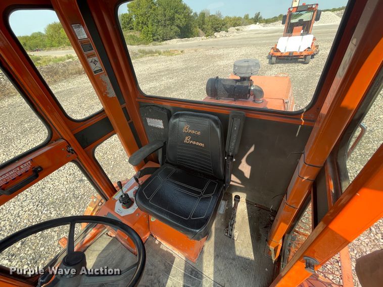 image for item JQ9662 Broce Broom RJT350  broom