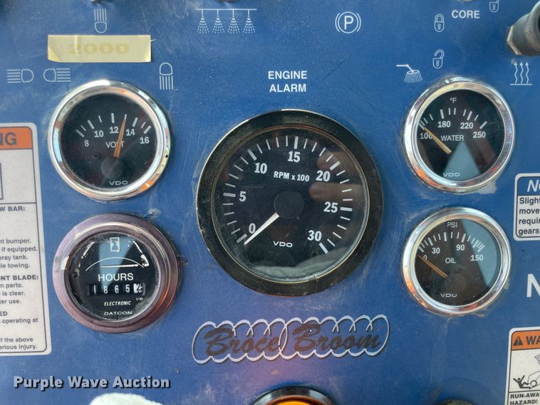 image for item JQ9662 Broce Broom RJT350  broom