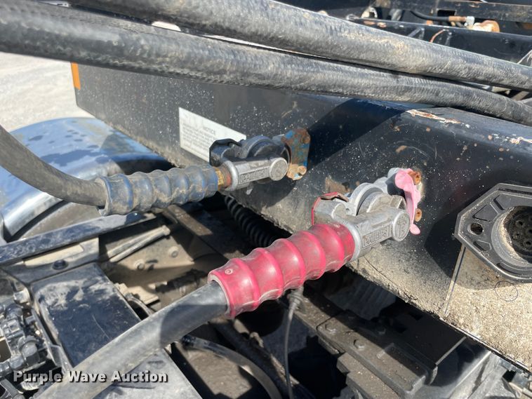 image for item JQ9690 2000 Fontaine LP50NGB  lowboy equipment trailer