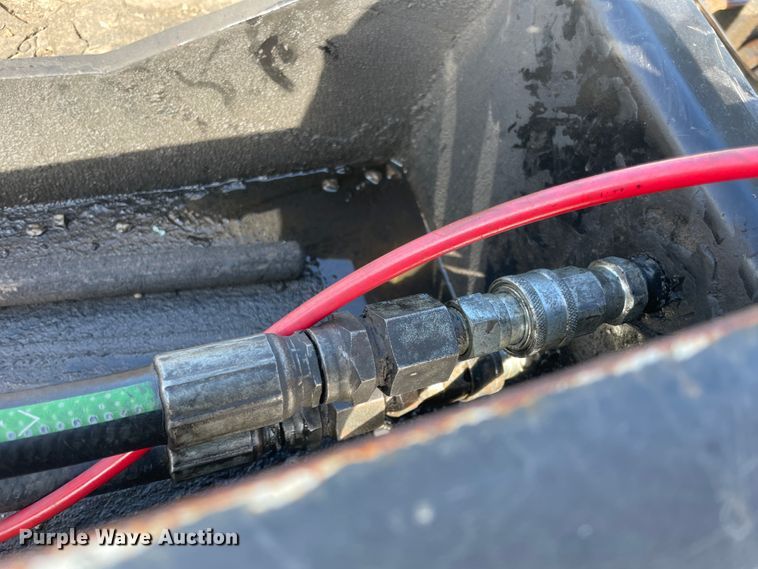 image for item JQ9690 2000 Fontaine LP50NGB  lowboy equipment trailer