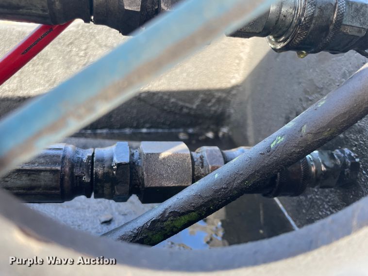 image for item JQ9690 2000 Fontaine LP50NGB  lowboy equipment trailer