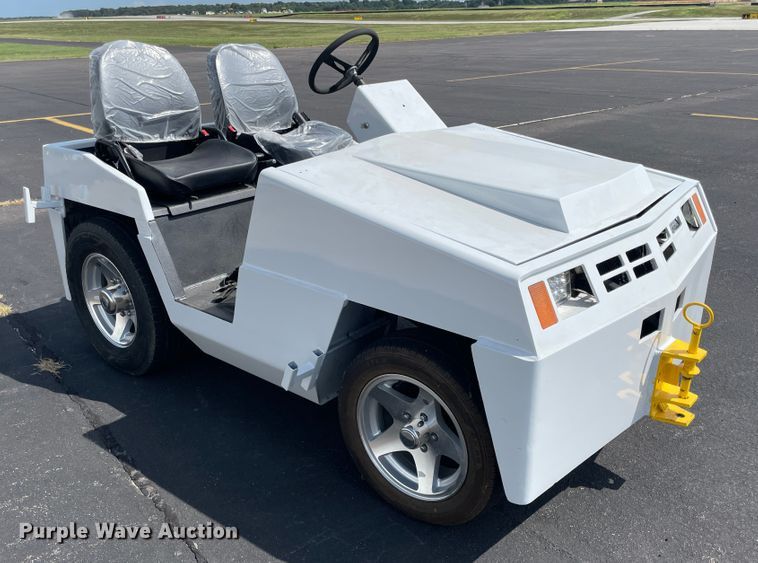 image for item JQ9692 Clark GT50  tug