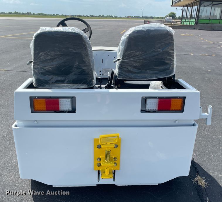 image for item JQ9692 Clark GT50  tug