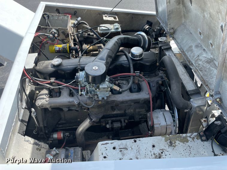 image for item JQ9692 Clark GT50  tug