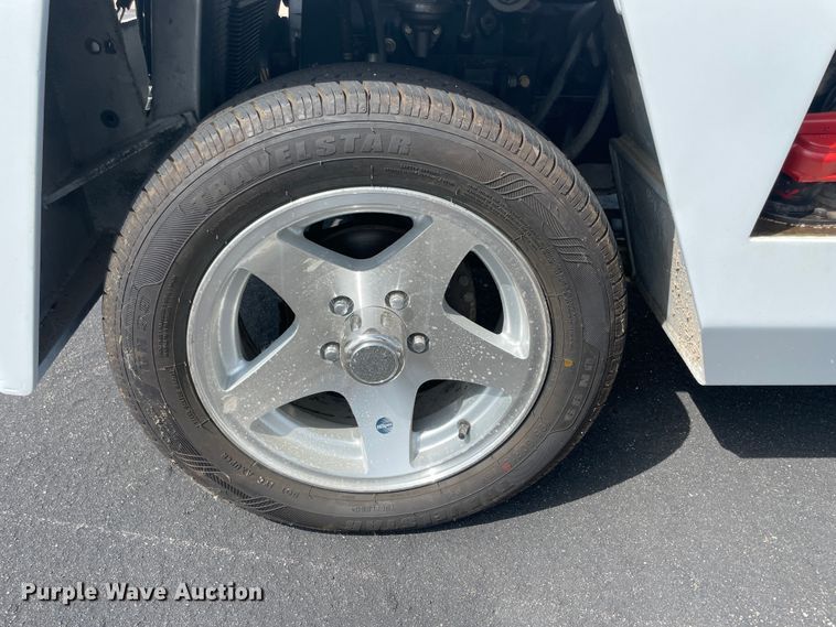 image for item JQ9692 Clark GT50  tug