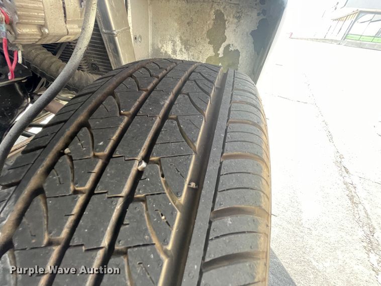 image for item JQ9692 Clark GT50  tug