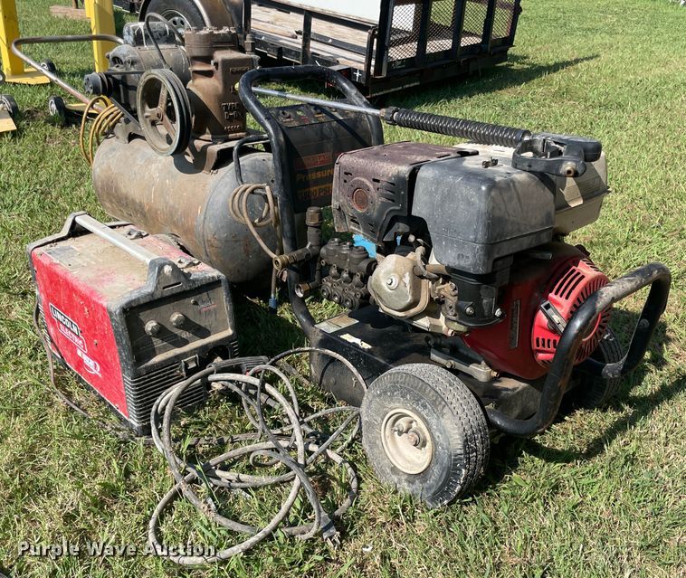 image for item JQ9704 Tools