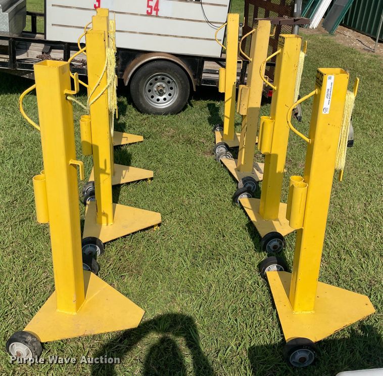 image for item JQ9706 (8) barricade posts