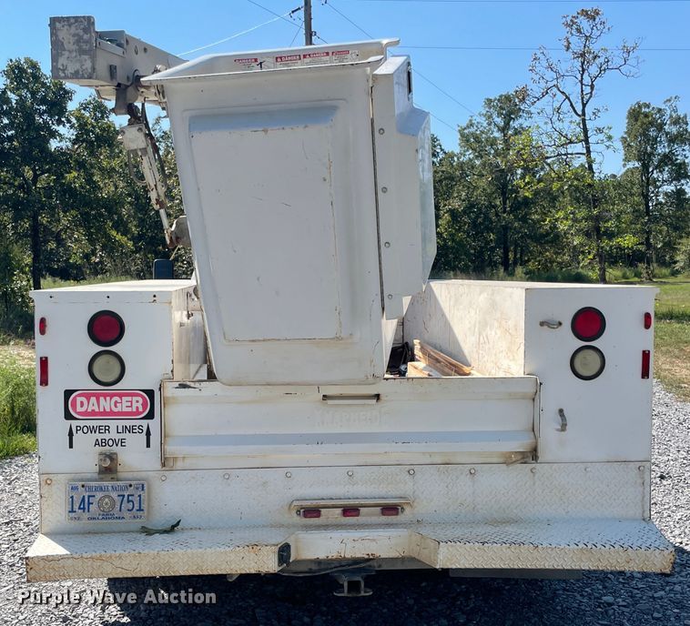image for item JQ9711 2011 Dodge Ram 4500  Crew Cab bucket truck