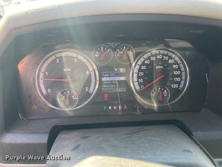 image for item JQ9711 2011 Dodge Ram 4500  Crew Cab bucket truck