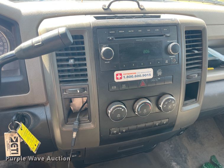 image for item JQ9711 2011 Dodge Ram 4500  Crew Cab bucket truck