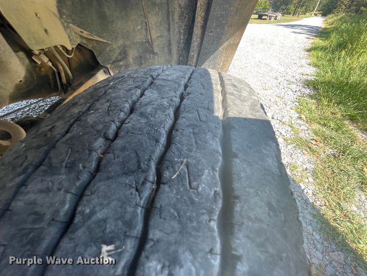 image for item JQ9711 2011 Dodge Ram 4500  Crew Cab bucket truck