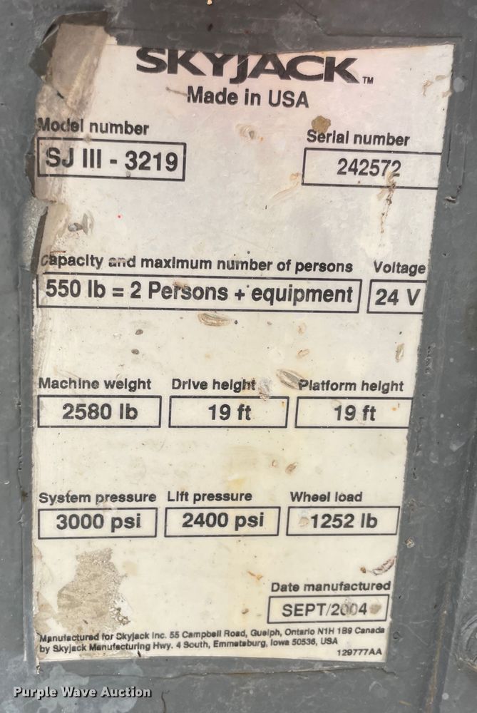 image for item JQ9712 2004 Skyjack SJIII 3219  scissor lift