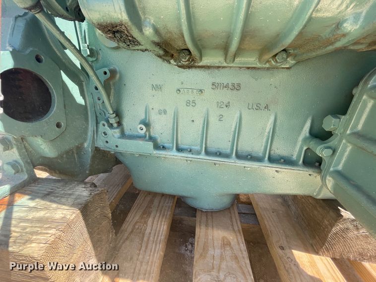 image for item JQ9714 Detroit Diesel 471  engine