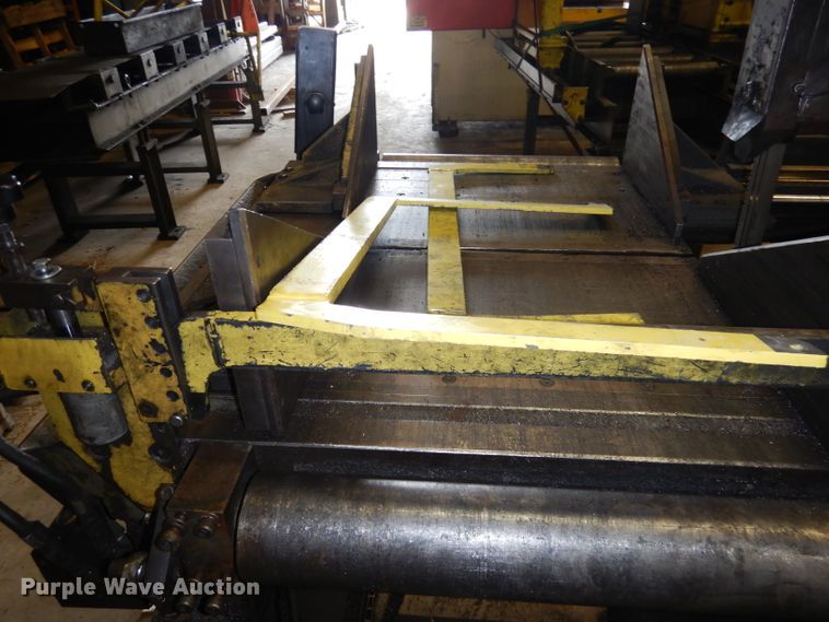 image for item KC9124 Marvel  2150 Series bandsaw