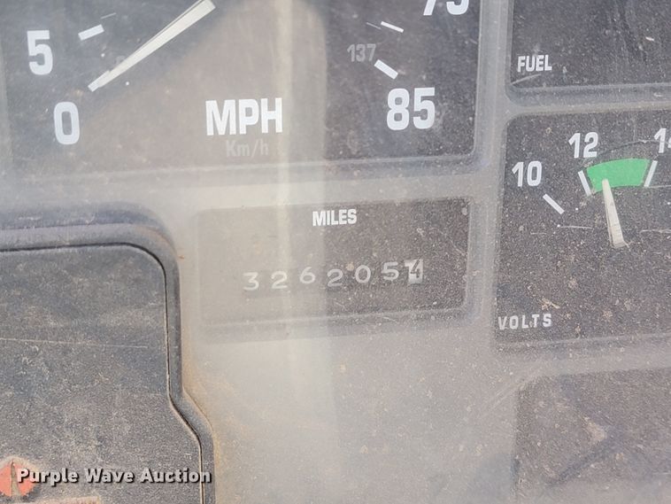 image for item KD9524 1995 International 4900  box truck