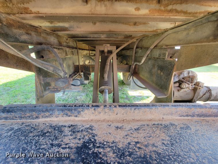 image for item KD9524 1995 International 4900  box truck