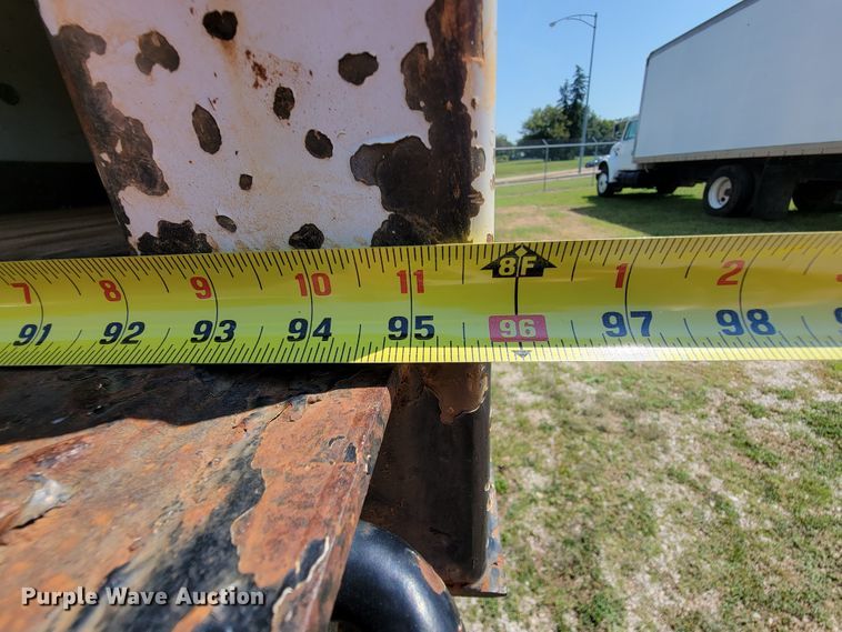 image for item KD9524 1995 International 4900  box truck