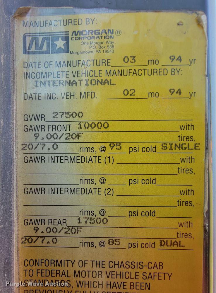 image for item KD9524 1995 International 4900  box truck