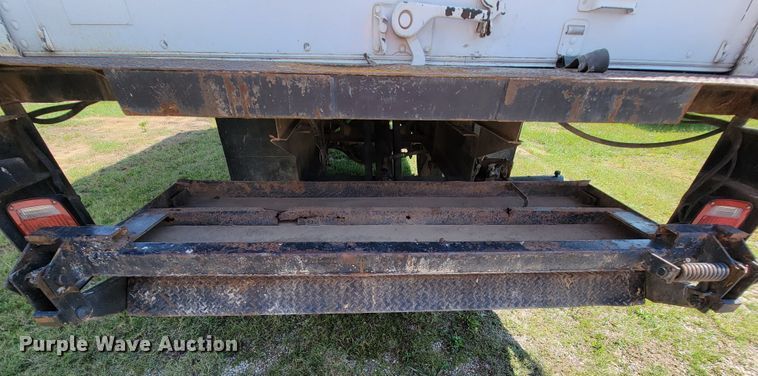 image for item KD9525 1993 International 4900  box truck