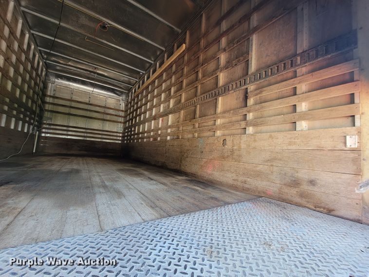 image for item KD9525 1993 International 4900  box truck