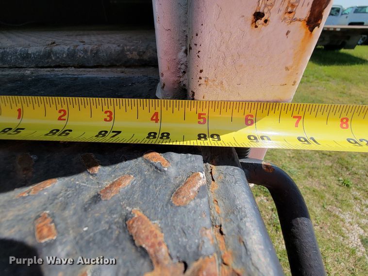 image for item KD9525 1993 International 4900  box truck