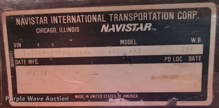 image for item KD9525 1993 International 4900  box truck