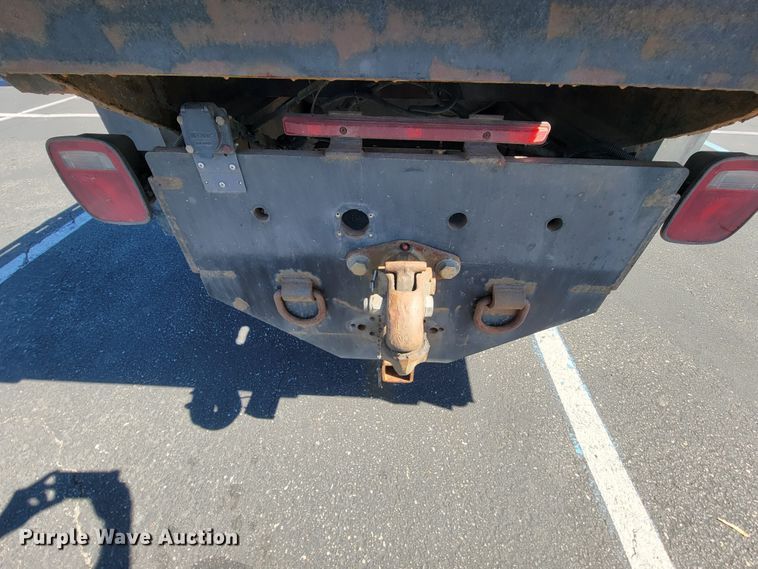 image for item KD9531 2007 GMC 5500  flatbed truck