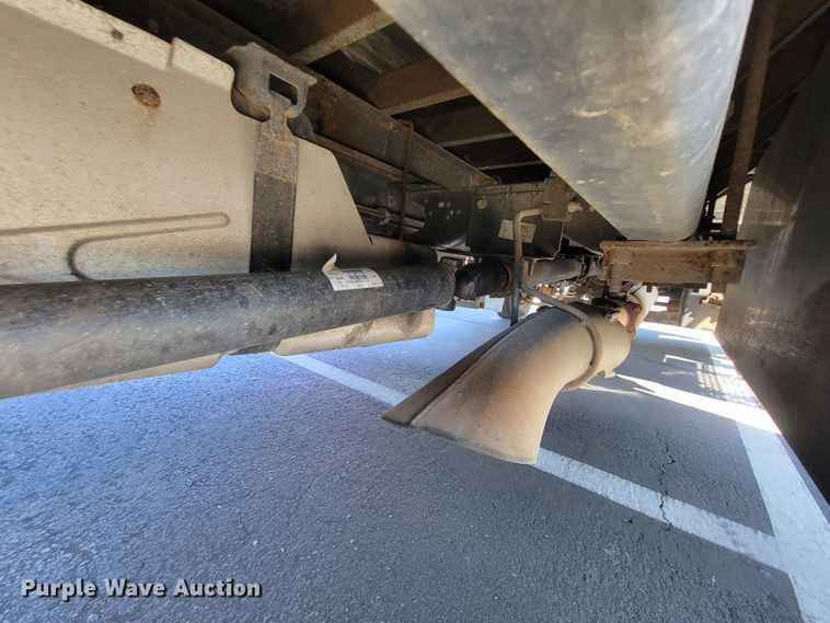 image for item KD9531 2007 GMC 5500  flatbed truck