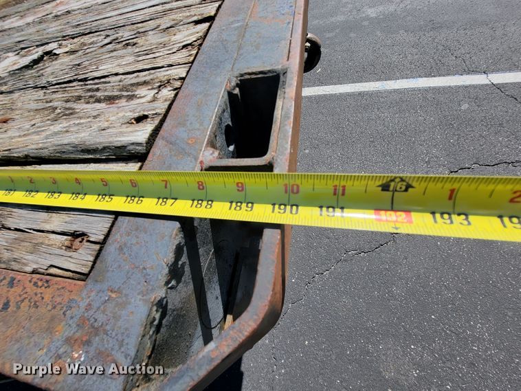 image for item KD9531 2007 GMC 5500  flatbed truck