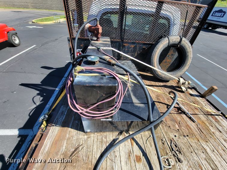 image for item KD9531 2007 GMC 5500  flatbed truck