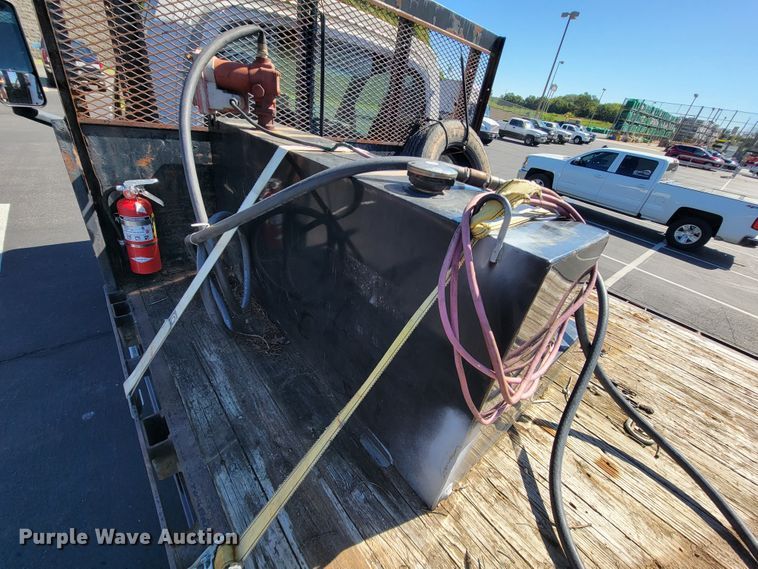 image for item KD9531 2007 GMC 5500  flatbed truck