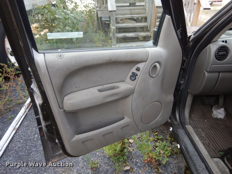 image for item KI9594 2005 Jeep Liberty CRD  SUV