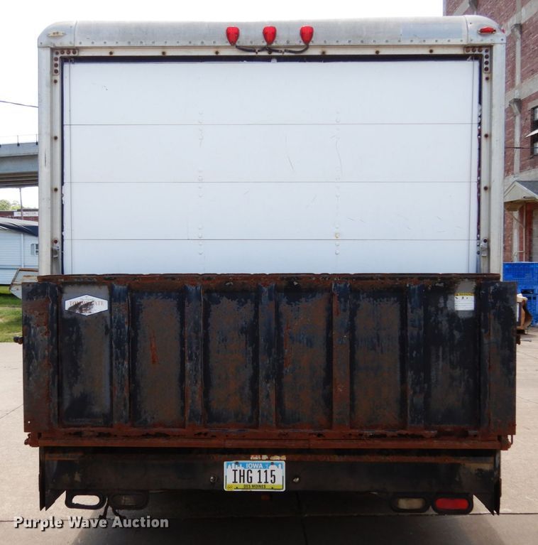 image for item KI9602 1990 Ford Econoline E350  box truck