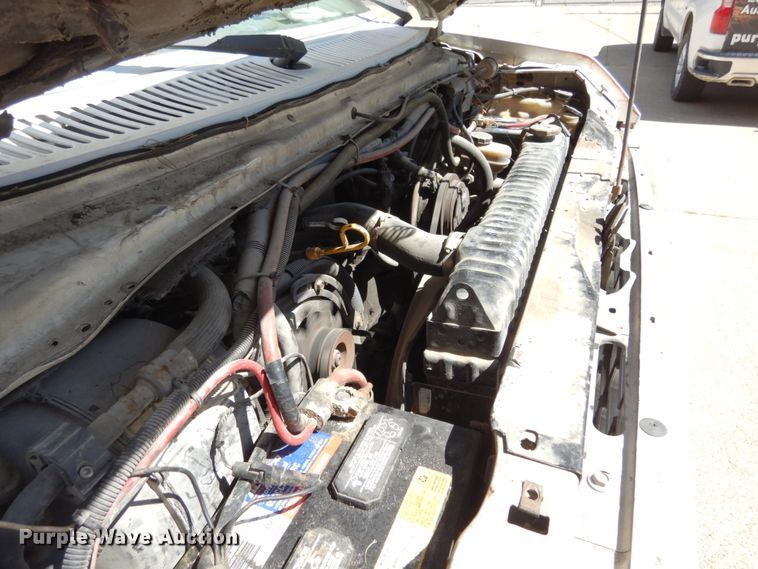 image for item KI9602 1990 Ford Econoline E350  box truck