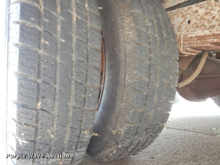 image for item KI9602 1990 Ford Econoline E350  box truck