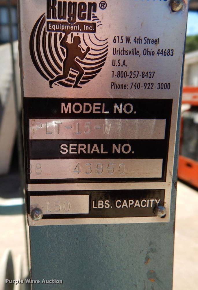 image for item KI9607 (2) 520A lift and Roger lift dolly