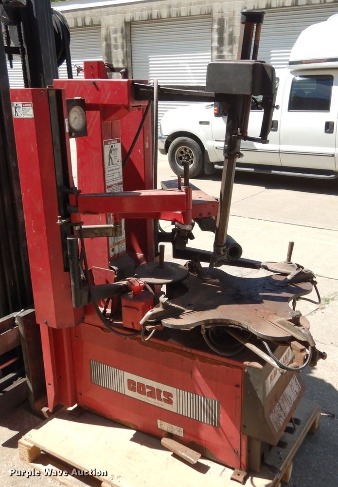 image for item KI9608 Coates Rim clamp 9024e  tire machine